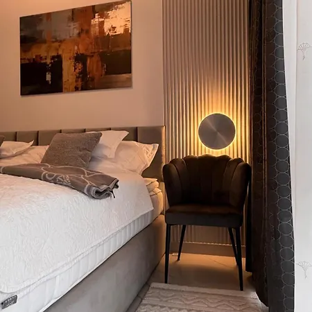 Апартаменты Zlota Plaza Superior Nr 9 *